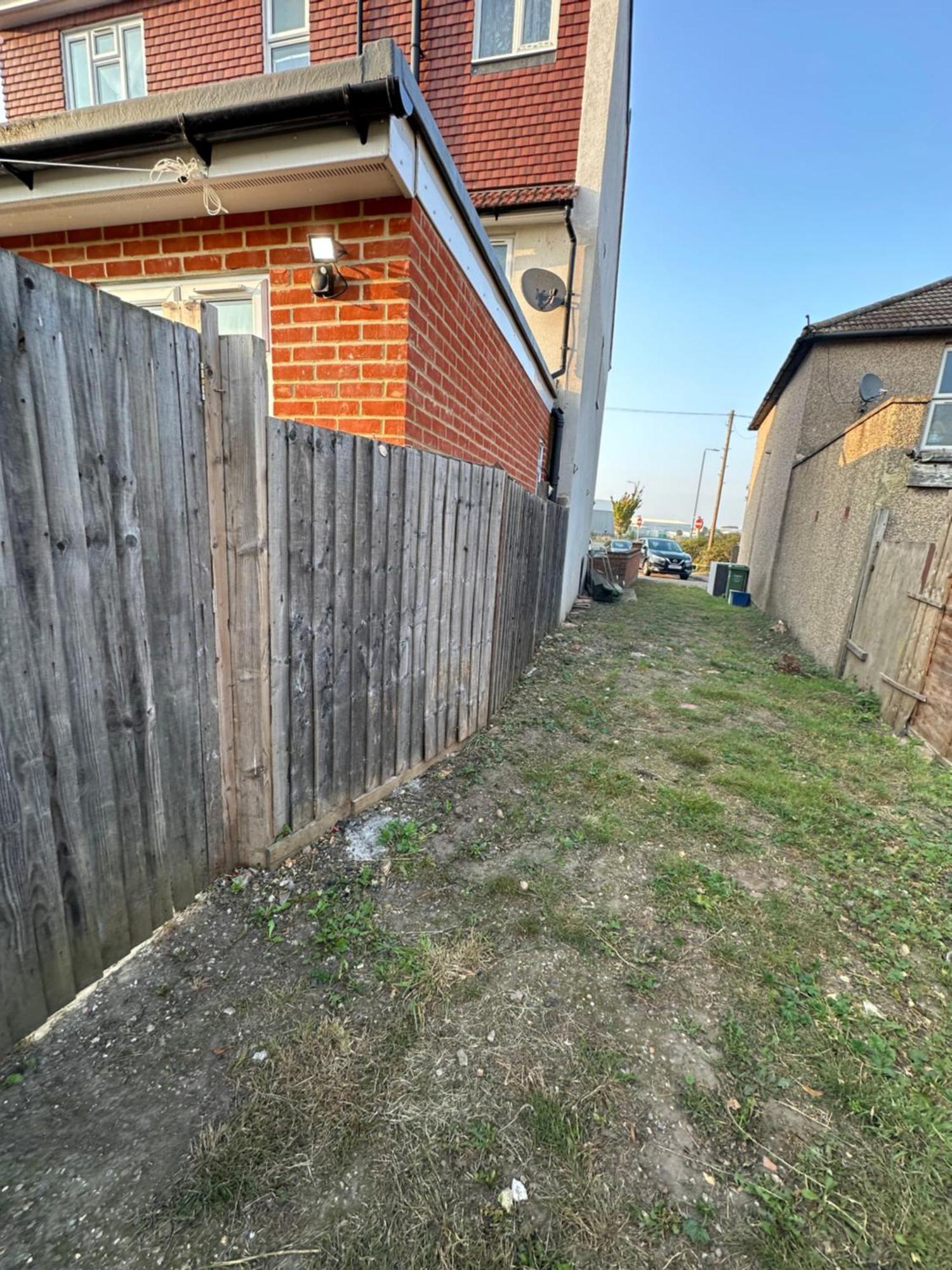 Luxury Ensuite Studio In Crayford Dartford Bexley London With Full Kitchen And Side Garden Alleyway Entrance Erith Экстерьер фото